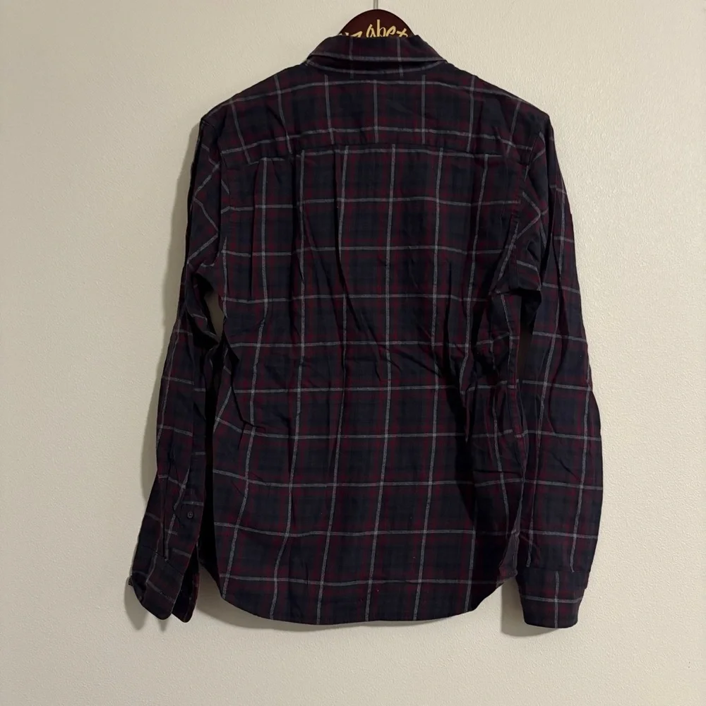 Banana Republic Men’s Button Down Untucked Fit Plaid Shirt Size Small Gray Red